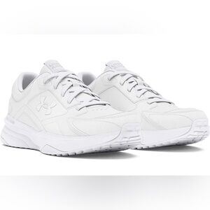 NWT 11 - Under Armour Charged Edge Leather white Quartz- extra wide